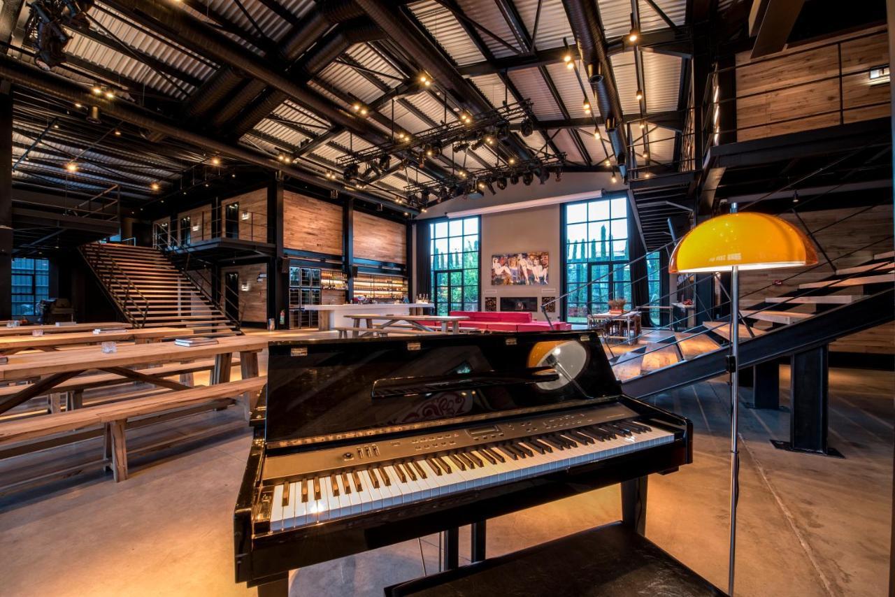 Warehouse By The Stay (Adults Only) Alaçatı Luaran gambar